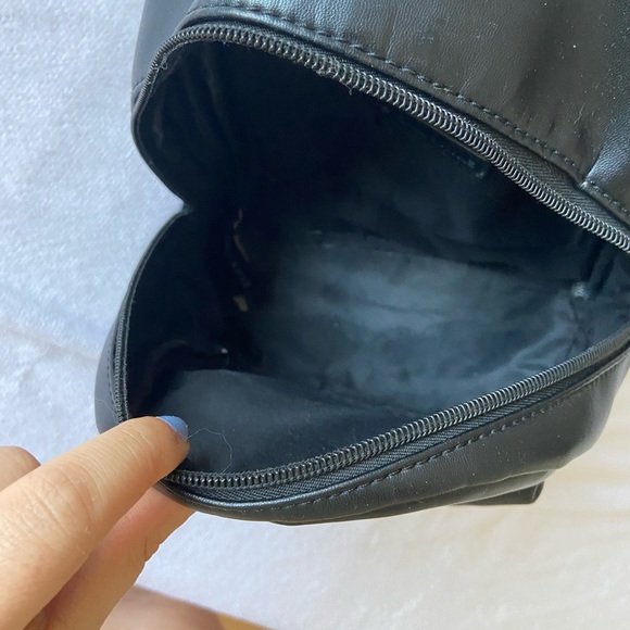 Mini backpack Kendall&kylie 🖤 - Picture 4 of 6